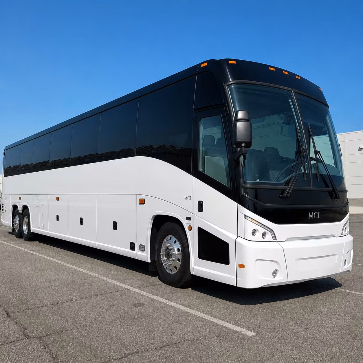 get your group to outdoor concert events along the columbia river in style