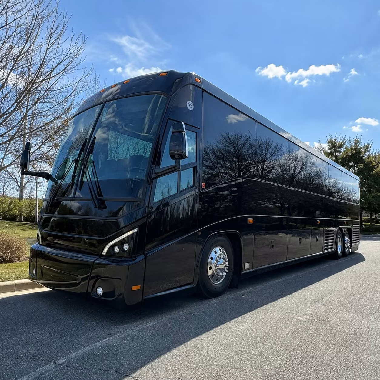 reliable military bus rentals connecting kennewick to fairchild air force base and regional installations